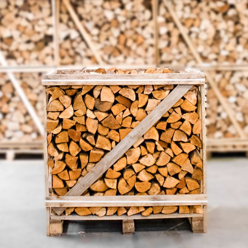 Half Pallet Kiln-Dried Split Oak Firewood Logs – 25cm